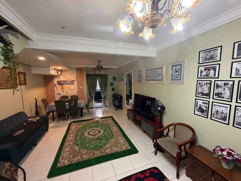 2-storey Terraced House for Sale in Bandar Putra (Kulai) - Jayden Ng - Living Room - PropertyGuru.com.my