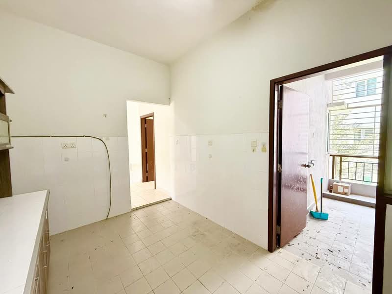 Kondominium untuk Dijual di Embun Residence - Azli Ibrahim - Kitchen - PropertyGuru.com.my