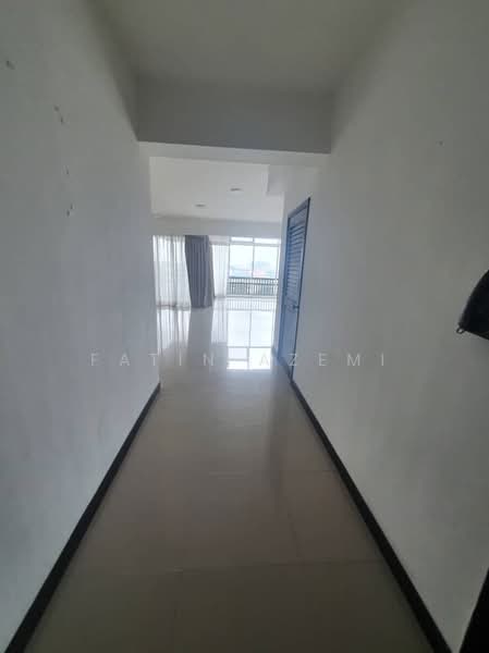 Condominium for Sale at Armanee Terrace II - Fatin Azemi - Corridor - PropertyGuru.com.my