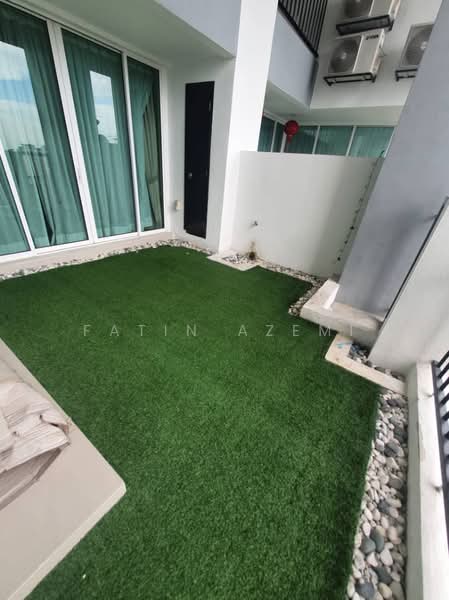 Condominium for Sale at Armanee Terrace II - Fatin Azemi - Balcony - PropertyGuru.com.my