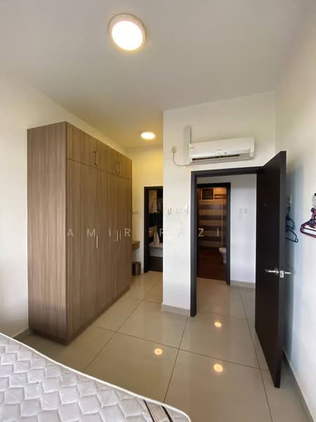 Service Residence for Sale at D'Inspire Residence (Inspira Bestari) - Amir Raziq - Bedroom - PropertyGuru.com.my