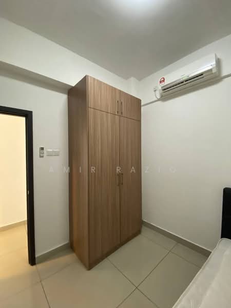 Service Residence for Sale at D'Inspire Residence (Inspira Bestari) - Amir Raziq - Bedroom - PropertyGuru.com.my