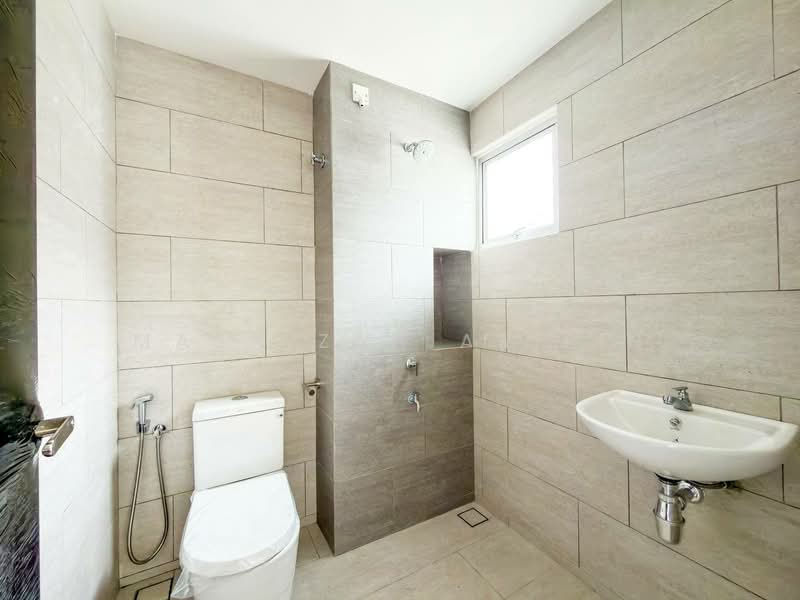 2-storey Terraced House for Sale in Semenyih (Selangor) - Masnizah Arifin - Bathroom - PropertyGuru.com.my