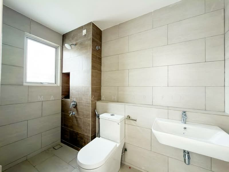 2-storey Terraced House for Sale in Semenyih (Selangor) - Masnizah Arifin - Bathroom - PropertyGuru.com.my