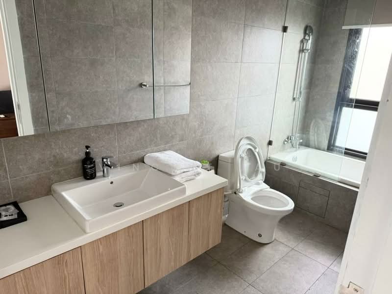 Servis Apartment untuk Disewa di Kami - Vincent Lau - Bathroom - PropertyGuru.com.my