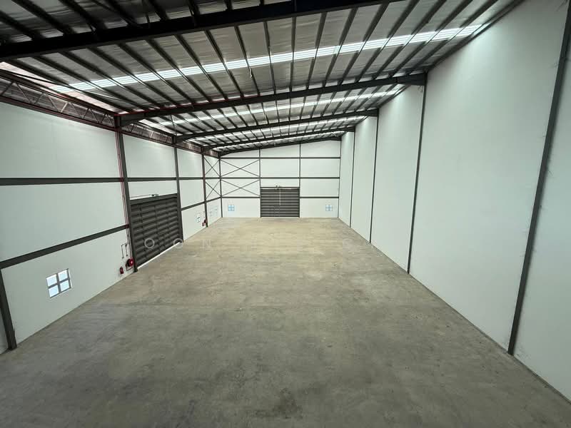 Semi-D Factory for Rent in Taman Perindustrian Meru (Kapar) - Soon Jie Chua - Interior - PropertyGuru.com.my