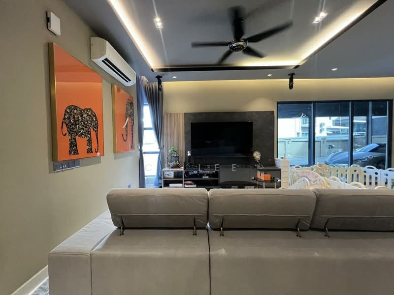 Semi-Detached House for Sale in Telok Panglima Garang (Selangor) - CH LEE - Living Room - PropertyGuru.com.my