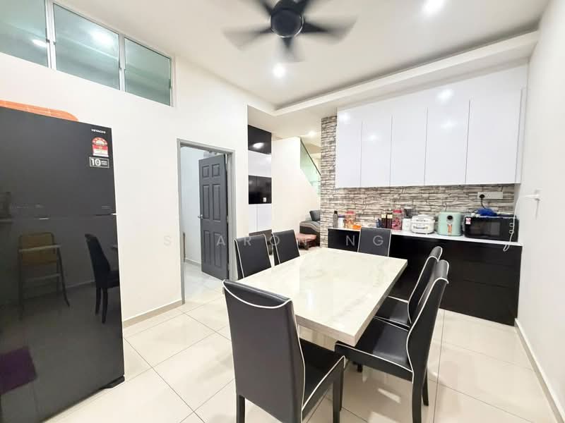 Rumah Teres 2 Tingkat untuk Dijual di Skudai (Johor) - Sharon Ng - Dining Room - PropertyGuru.com.my