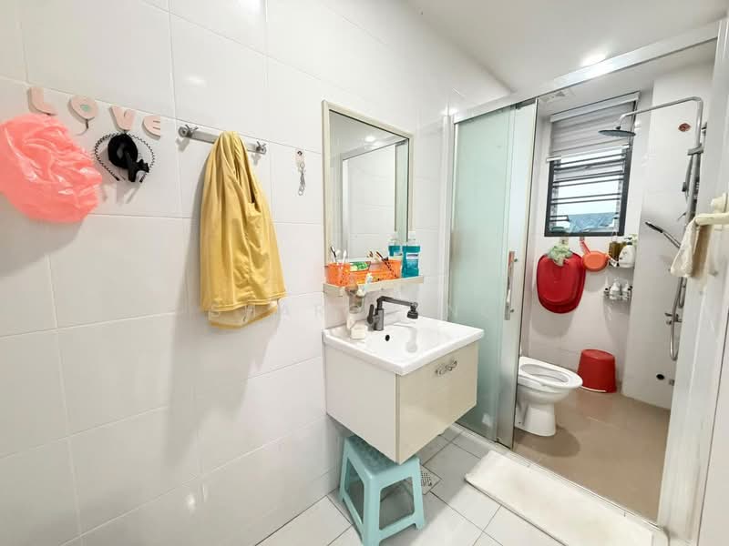 Rumah Teres 2 Tingkat untuk Dijual di Skudai (Johor) - Sharon Ng - Bathroom - PropertyGuru.com.my