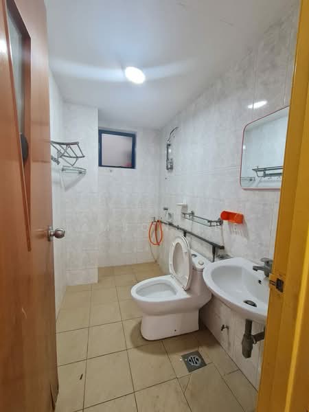 Condominium for Sale at Casa Venicia Condominium - Samson Lee - Bathroom - PropertyGuru.com.my