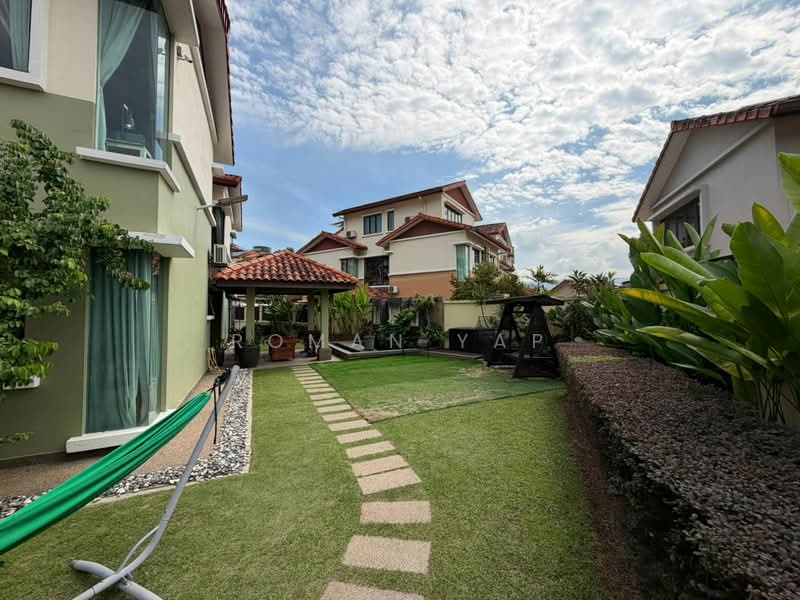 Rumah Banglo untuk Dijual di Bukit Rahman Putra (Sungai Buloh) - Roman Yap - Garden - PropertyGuru.com.my