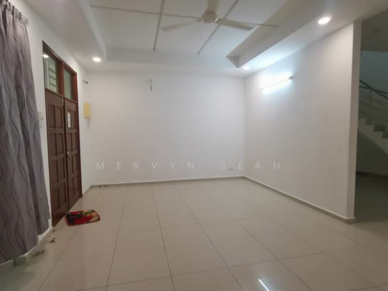 Rumah Teres 2 Tingkat untuk Dijual di Balik Pulau (Penang) - Mervyn Seah - Living Room - PropertyGuru.com.my