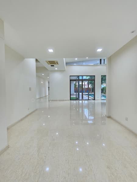 Bungalow for Sale in Bukit Gita Bayu (Seri Kembangan) - David Wan - PropertyGuru.com.my