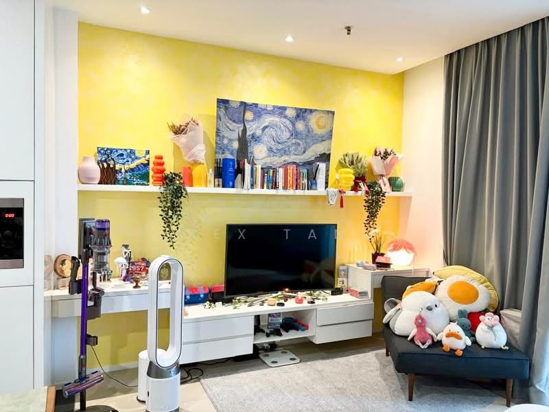 Servis Apartment untuk Disewa di Arcoris SOHO - Rex Tan - Living Room - PropertyGuru.com.my