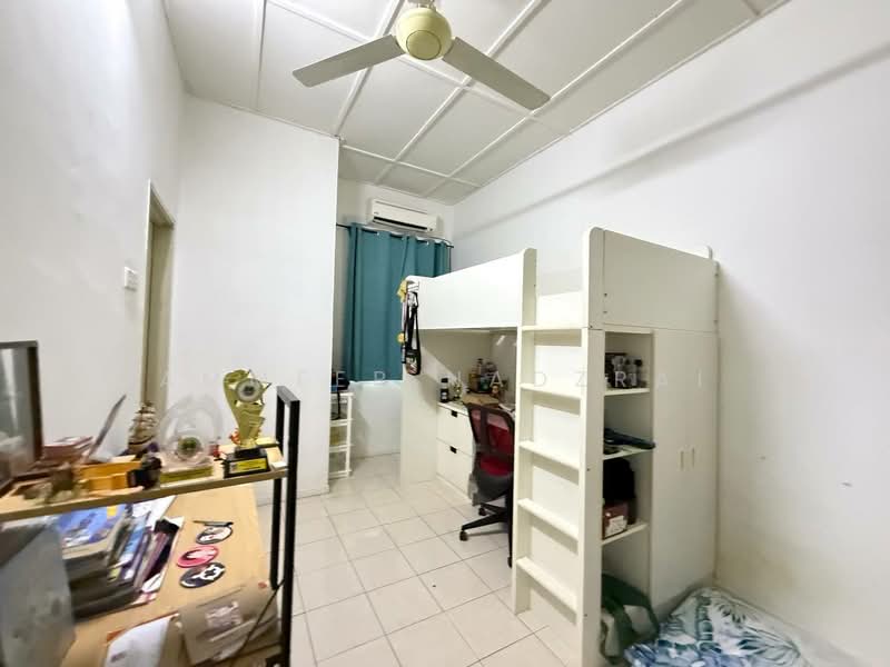 2-storey Terraced House for Sale in Alam Budiman (Shah Alam) - Ammeer Nadzrai - Bedroom - PropertyGuru.com.my