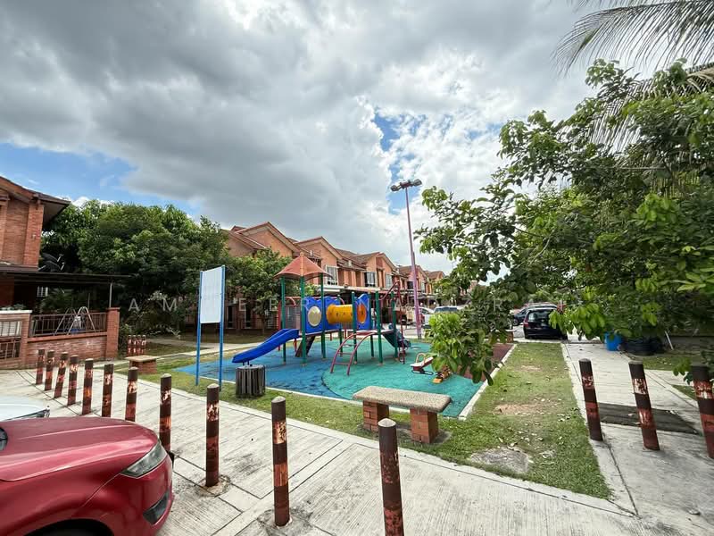 2-storey Terraced House for Sale in Alam Budiman (Shah Alam) - Ammeer Nadzrai - Exterior - PropertyGuru.com.my