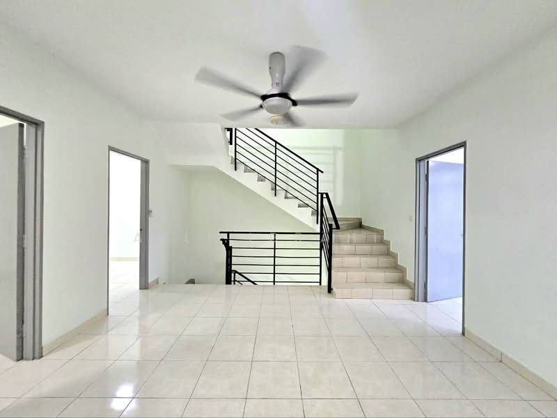 Rumah Teres 3 Tingkat untuk Dijual di Taman Bangi Avenue (Bangi) - Azli Ibrahim - Interior - PropertyGuru.com.my