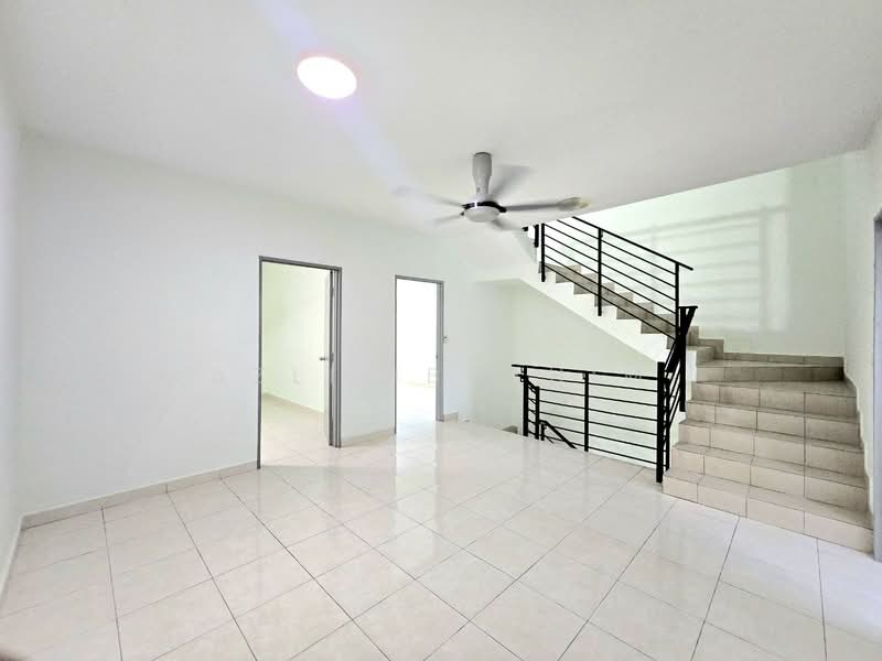 Rumah Teres 3 Tingkat untuk Dijual di Taman Bangi Avenue (Bangi) - Azli Ibrahim - Interior - PropertyGuru.com.my