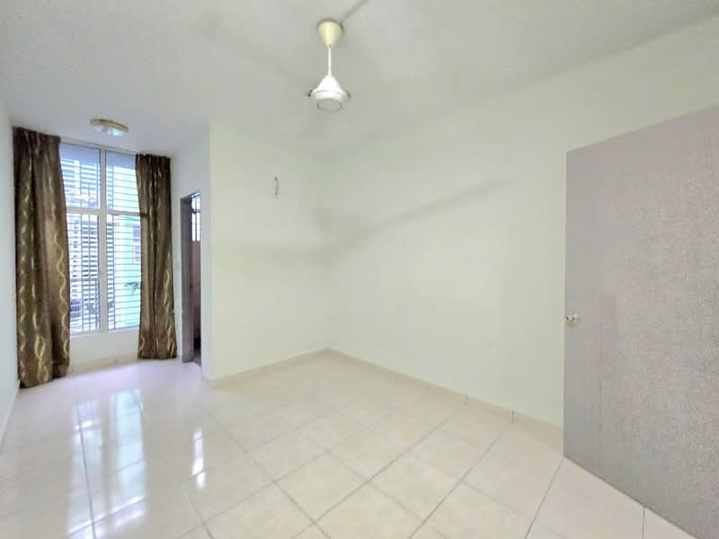 Rumah Teres 3 Tingkat untuk Dijual di Taman Bangi Avenue (Bangi) - Azli Ibrahim - Interior - PropertyGuru.com.my