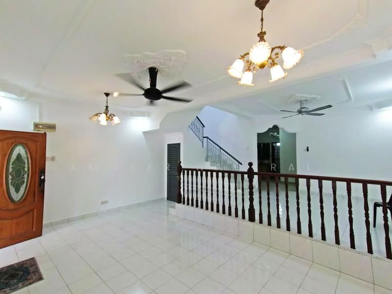 2-storey Terraced House for Sale in Taman Bukit Mewah (Kajang) - Ammeer Nadzrai - Living Room - PropertyGuru.com.my