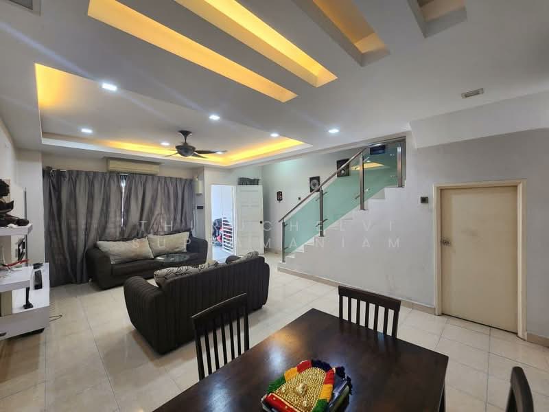 Terraced House for Sale in Bandar Bukit Puchong (Puchong) - Thiruchelvi Supramaniam - Living Room - PropertyGuru.com.my