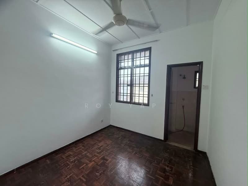 Rumah Teres 2 Tingkat untuk Dijual di Taman Setia Indah (Tebrau) - Roy Yap - Interior - PropertyGuru.com.my