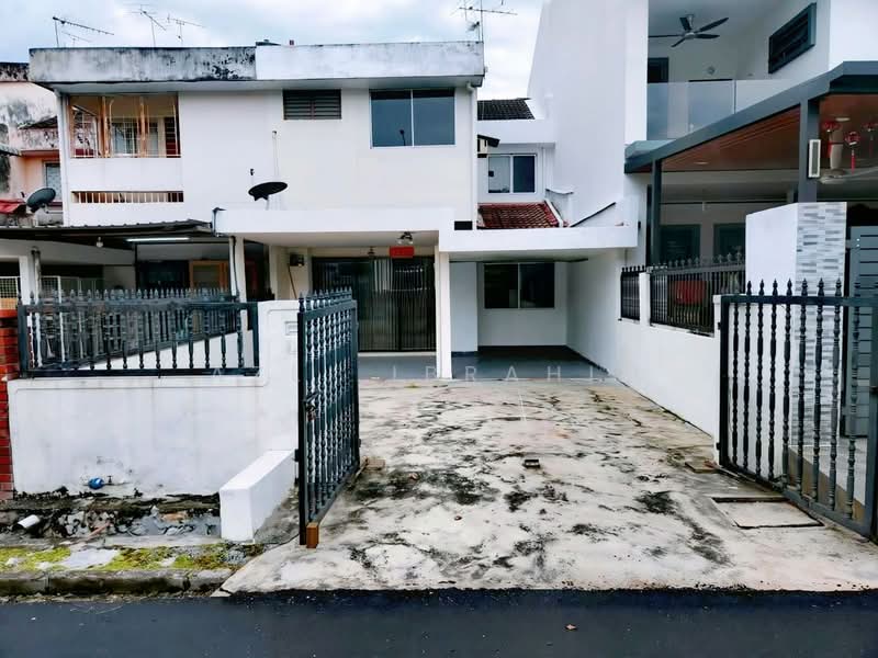 2-storey Terraced House for Sale in Taman Pertama (Cheras) - Azli Ibrahim - Exterior - PropertyGuru.com.my