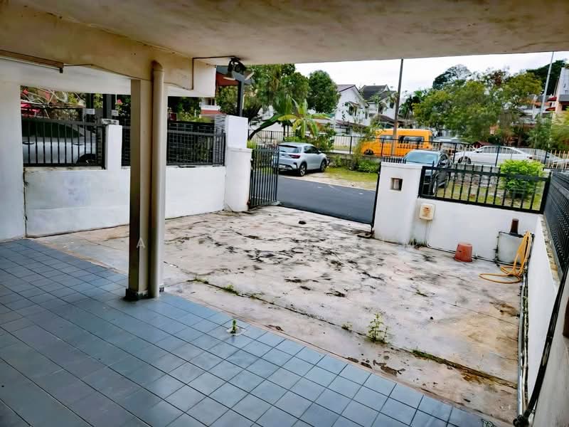 2-storey Terraced House for Sale in Taman Pertama (Cheras) - Azli Ibrahim - Exterior - PropertyGuru.com.my