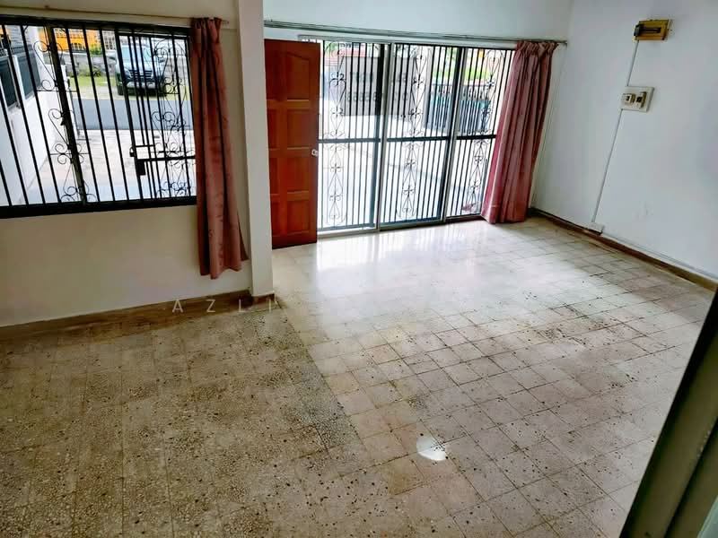 2-storey Terraced House for Sale in Taman Pertama (Cheras) - Azli Ibrahim - Living Room - PropertyGuru.com.my