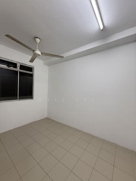 Bungalow for Sale in Kampung Cempaka (Petaling Jaya) - Will Lee - 3rd Floor Bedroom 3 - PropertyGuru.com.my