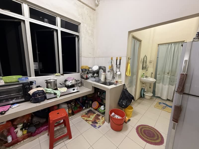 Bungalow for Sale in Kampung Cempaka (Petaling Jaya) - Will Lee - 2nd Floor Kitchen - PropertyGuru.com.my