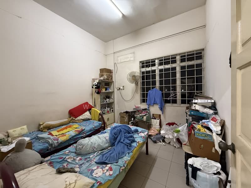 Bungalow for Sale in Kampung Cempaka (Petaling Jaya) - Will Lee - 2nd floor Bedroom 2 - PropertyGuru.com.my