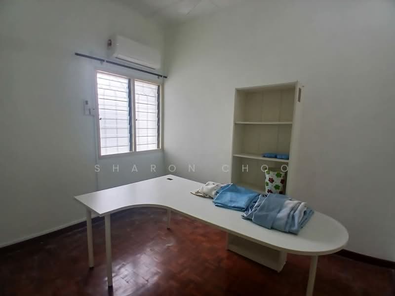 2-storey Terraced House for Rent in Subang Jaya (Selangor) - Sharon Choo - Study - PropertyGuru.com.my