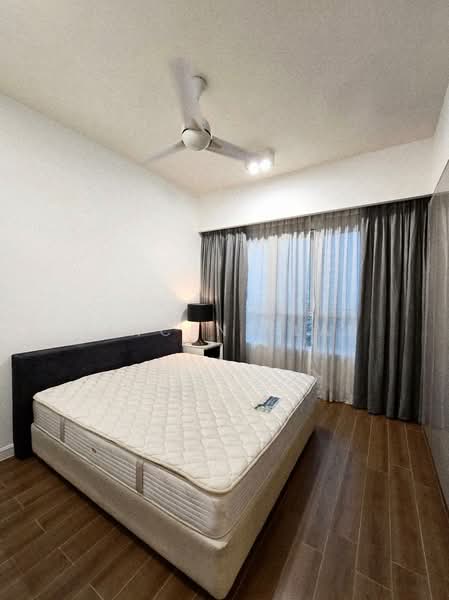 Kondominium untuk Disewa di Tiffani Kiara - Vincent Lau - Bedroom - PropertyGuru.com.my
