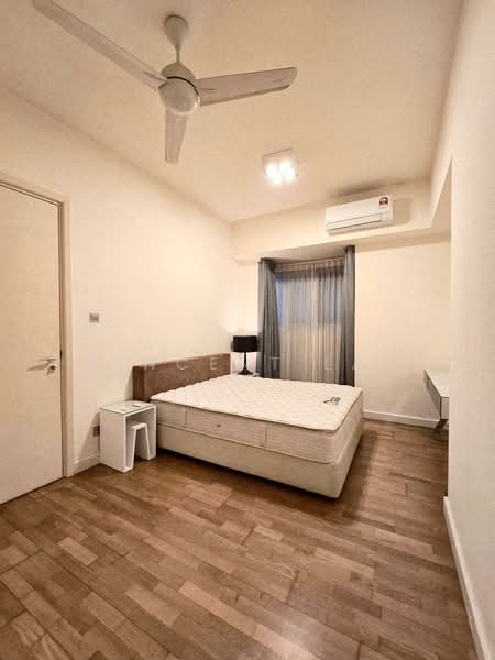 Kondominium untuk Disewa di Tiffani Kiara - Vincent Lau - Bedroom - PropertyGuru.com.my