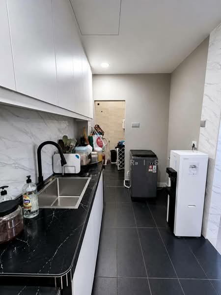 Semi-Detached House for Sale in Taman Desiran Bayu (Puchong) - Ali Idris - Kitchen - PropertyGuru.com.my