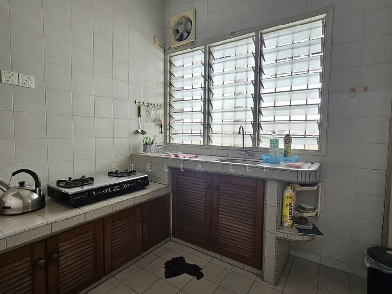 Rumah Teres untuk Dijual di Bandar Sungai Long (Selangor) - Stella Lee - Kitchen - PropertyGuru.com.my
