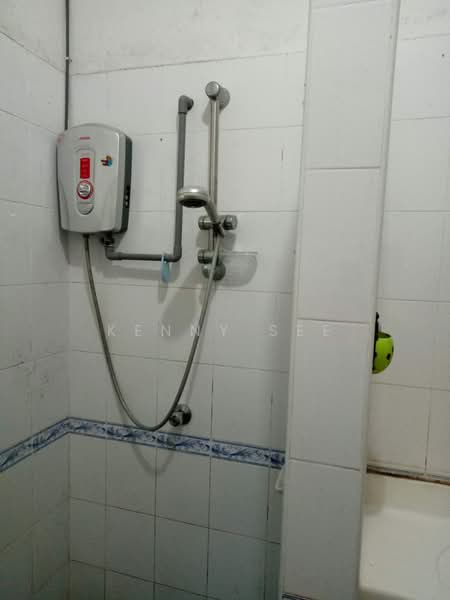 2-storey Terraced House for Sale in Presint 11 (Putrajaya) - Kenny See - Bathroom - PropertyGuru.com.my