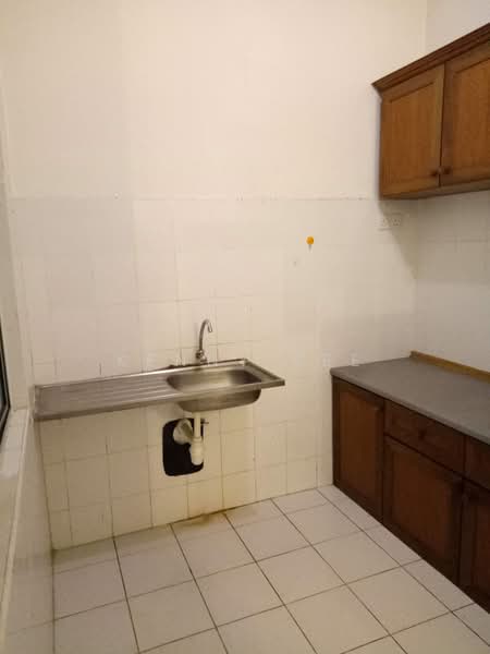 2-storey Terraced House for Sale in Presint 11 (Putrajaya) - Kenny See - Kitchen - PropertyGuru.com.my