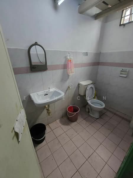 Kedai untuk Disewa di Taman Nusa Bestari 2 (Iskandar Puteri (Nusajaya)) - Elaine Chan - Bathroom - PropertyGuru.com.my