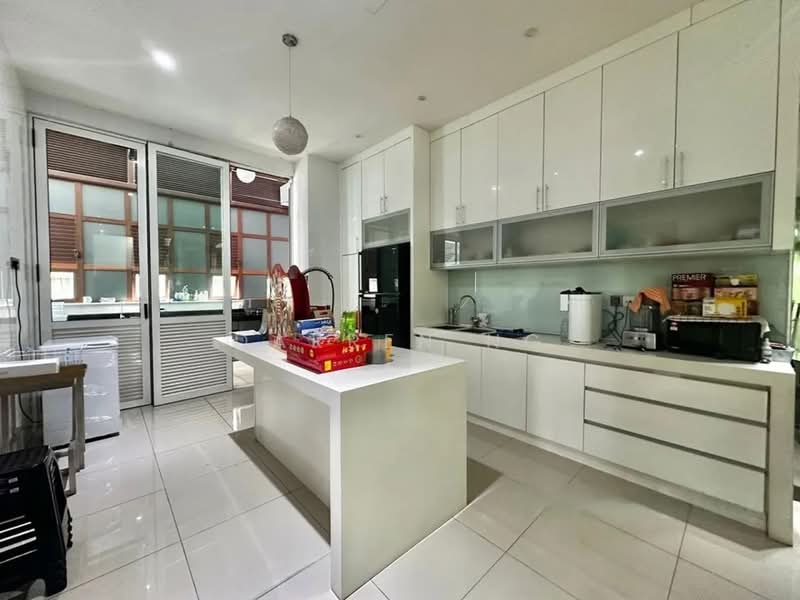 Semi-Detached House for Sale in Subang Jaya (Selangor) - Darren Ng - Kitchen - PropertyGuru.com.my