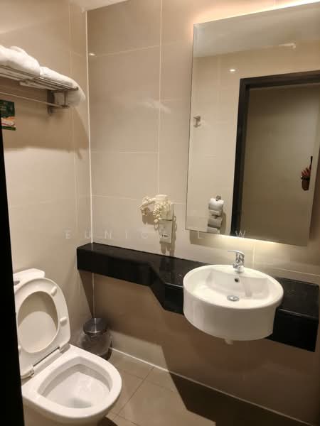 Servis Apartment untuk Disewa di Centrestage Designer Suite - Eunice Law - Bathroom - PropertyGuru.com.my