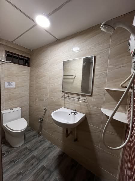 Condominium for Rent at Vista Komanwel A - Jovi Soh - Bathroom - PropertyGuru.com.my