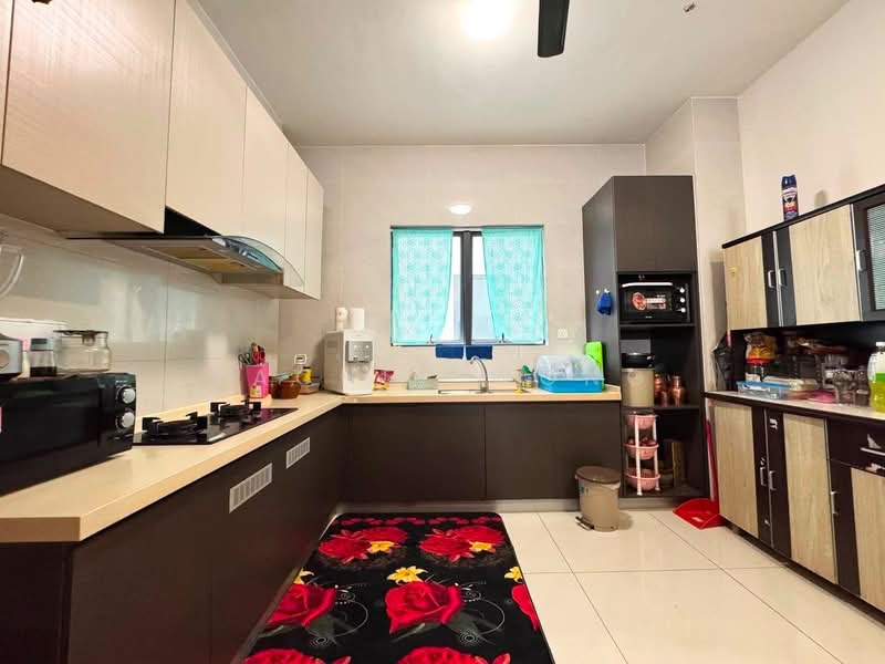 Kondominium untuk Dijual di Bay Point @ Country Garden Danga Bay - Rachel Wong - Kitchen - PropertyGuru.com.my
