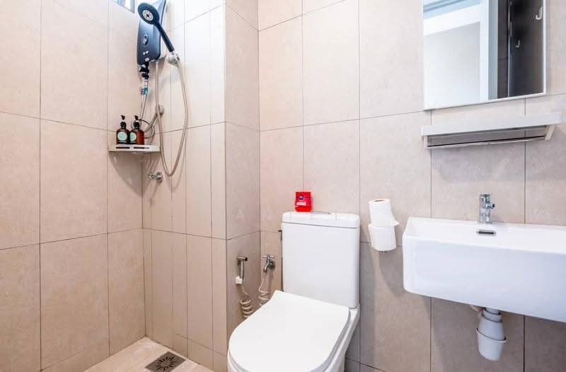 Kediaman Servis untuk Disewa di Kenwingston Platz - Daniel Chin - Bathroom - PropertyGuru.com.my