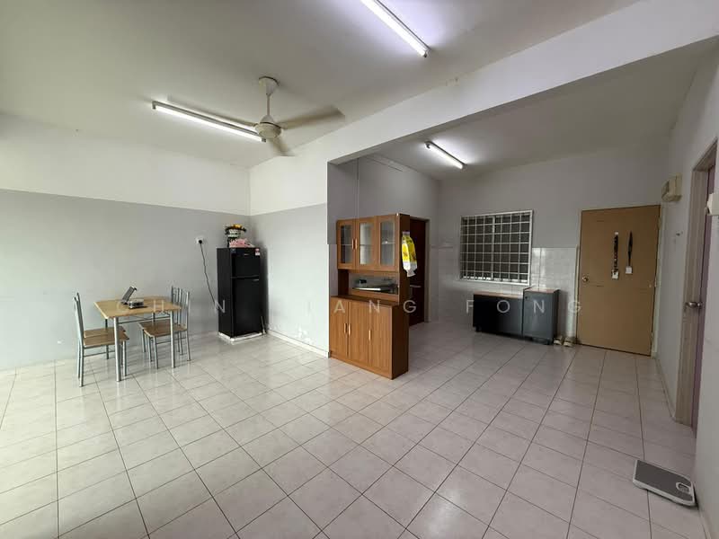 Apartment for Sale at Laksamana Cheng Ho 2 - Chin Siang Fong - Interior - PropertyGuru.com.my