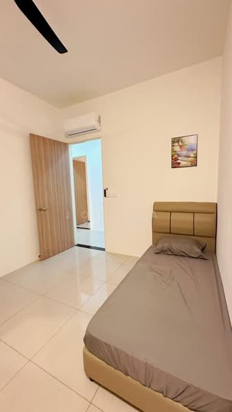 Kondominium untuk Dijual di QuayWest Residence - Joshua Yeoh - Bedroom - PropertyGuru.com.my