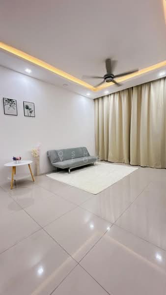 Kondominium untuk Dijual di QuayWest Residence - Joshua Yeoh - Living Room - PropertyGuru.com.my