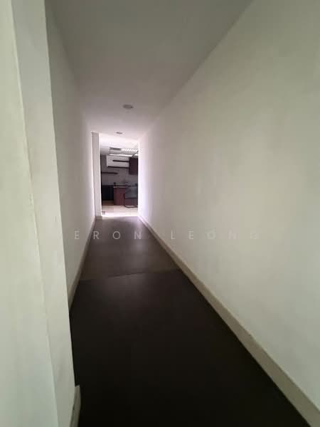 Office for Rent in Petaling Jaya (Selangor) - Veron Leong - Corridor - PropertyGuru.com.my