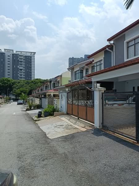 Rumah Teres untuk Dijual di Bandar Puteri Puchong (Puchong) - Irene Looi - Exterior - PropertyGuru.com.my